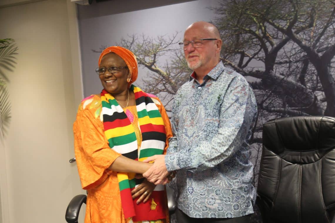 Zimbabwe, South Africa cooperate to improve tourism