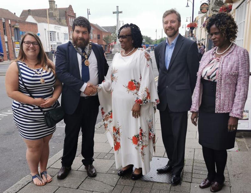 Mupfumira urges UK Diaspora community to invest back home
