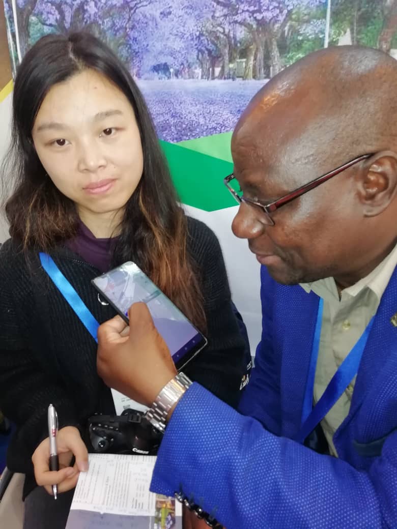 Zimbabwe Delegation In China Embraces digital translation applications