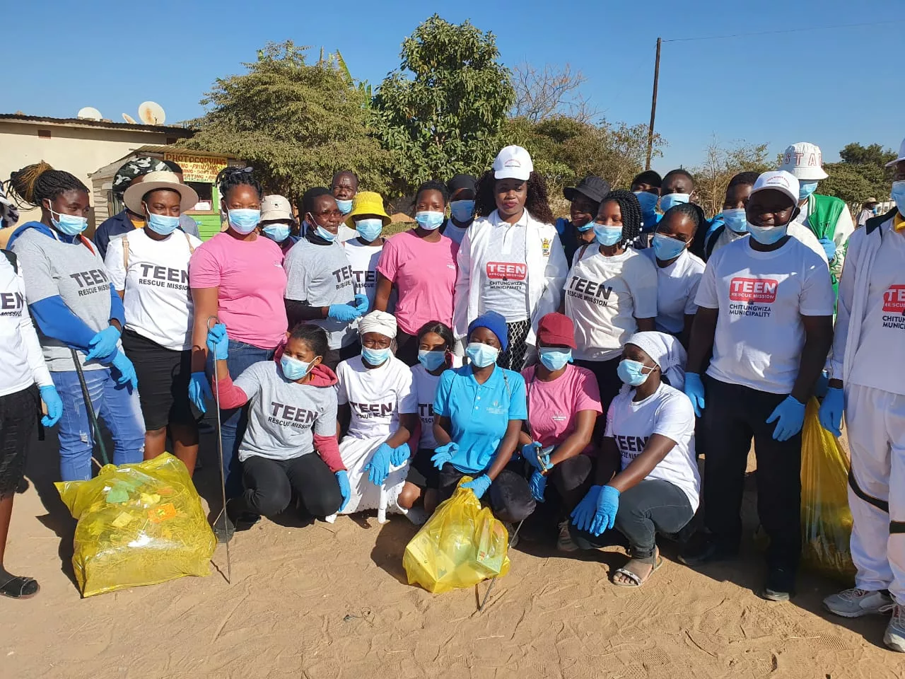 TRM youth, Chitungwiza Municipality in joint clean up campaign