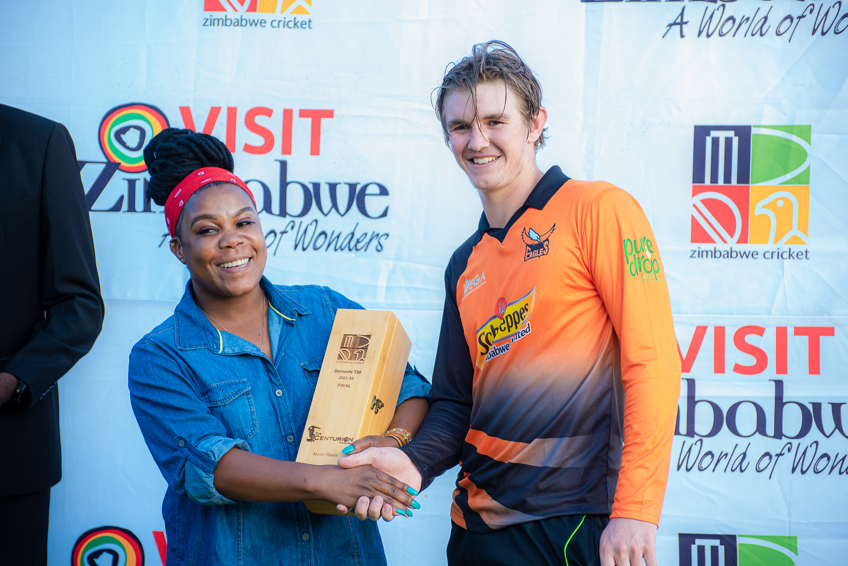Eagles beat Mountaineers in final to lift T20 silverware