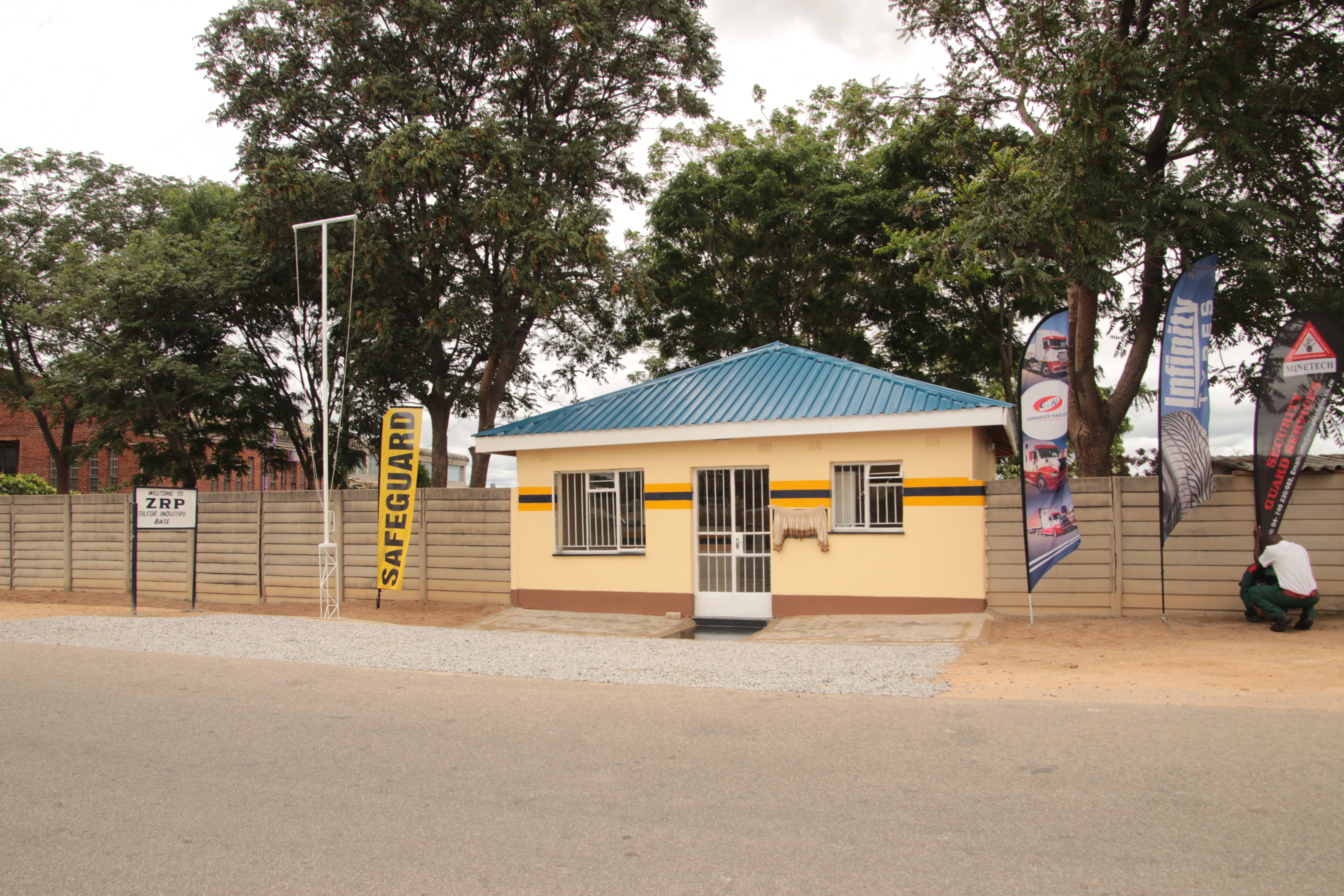 Chitungwiza businesses construct ZRP base to help curb crime
